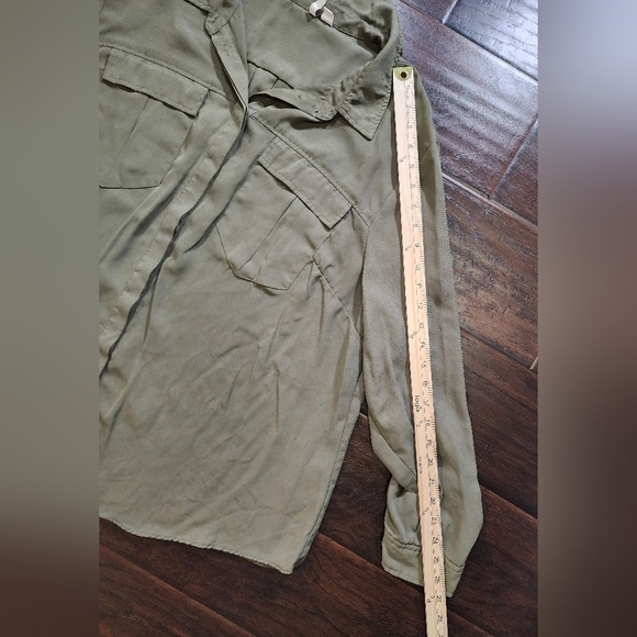 C Est 1946 Womens Green Button Up Collared Casual Top - Picture 4 of 9